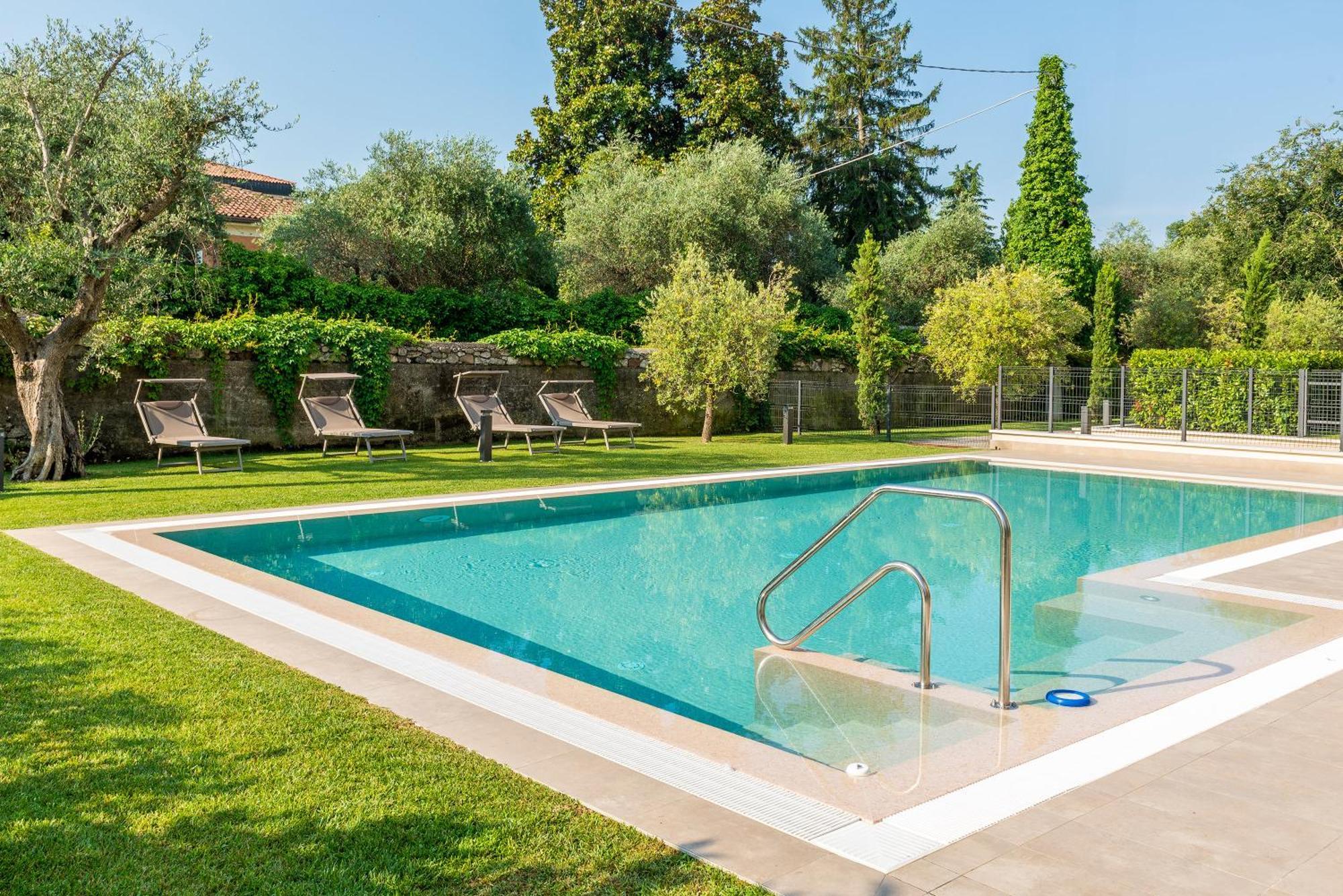 Lifestyle Apartments Dante Bardolino Exterior foto
